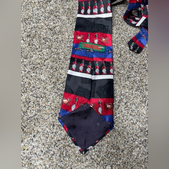 Vintage Tabasco Hot Sauce Mens Neck Tie 100% Silk Made in USA Red Blue - Picture 3 of 3